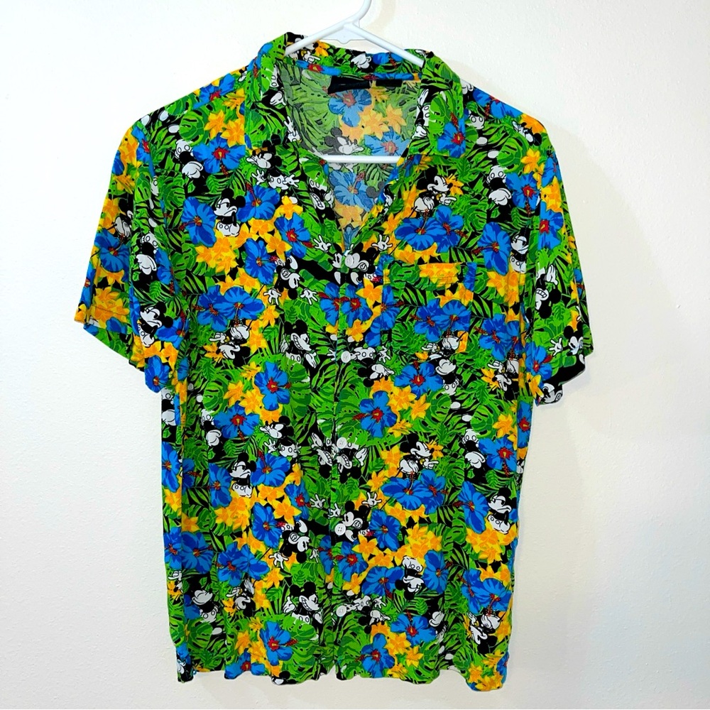 Disney Mickey Mouse All Over Print Front Pocket Hawaiian Flowers Shirt Size S
